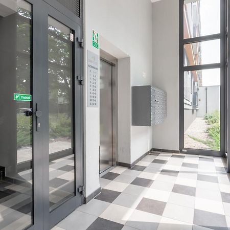 Sun House Apartment + Free Parking Wroclaw Exterior photo