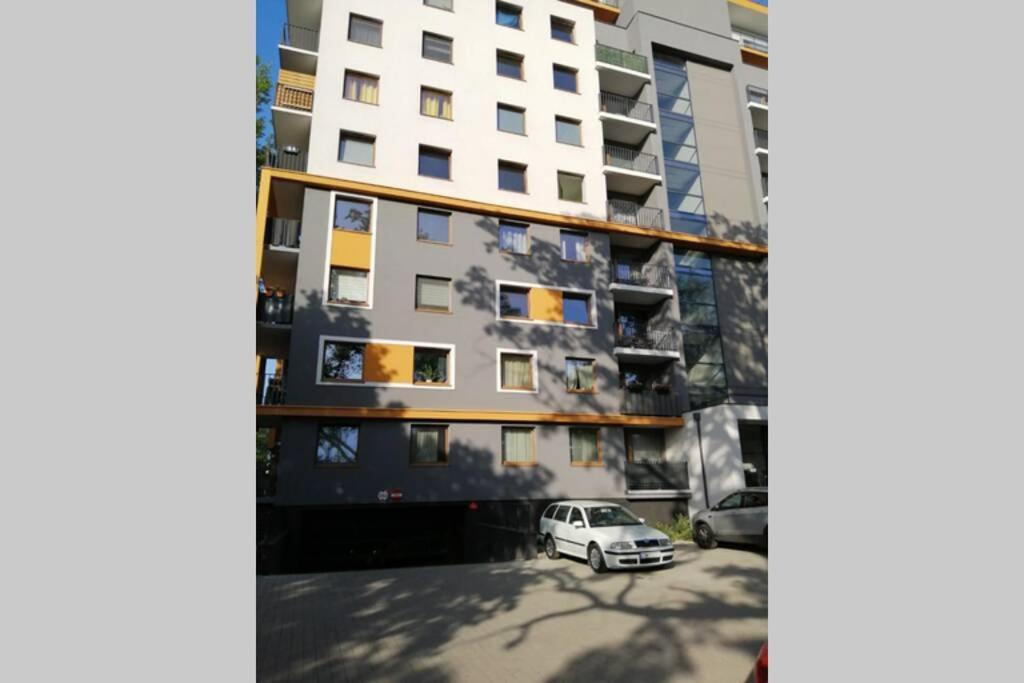 Sun House Apartment + Free Parking Wroclaw Exterior photo